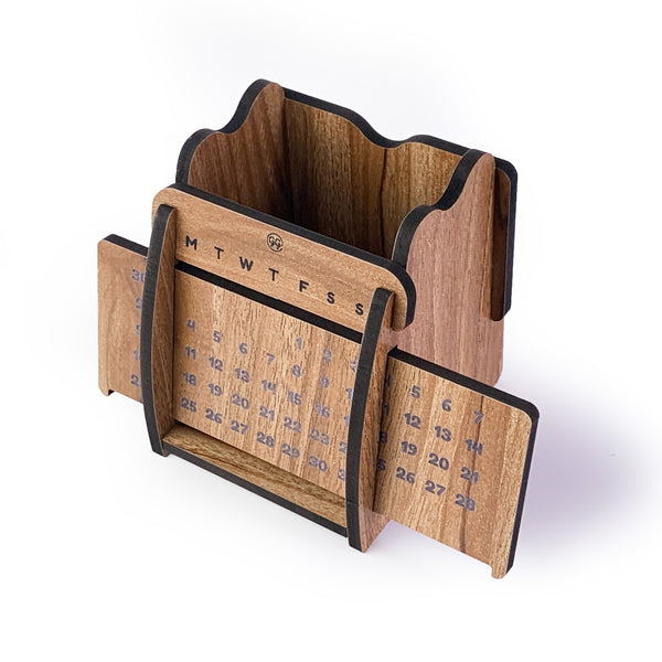 Pen Stand with Sliding Perpetual Calendar (Oak Finish) (4 inch x 4 inch)