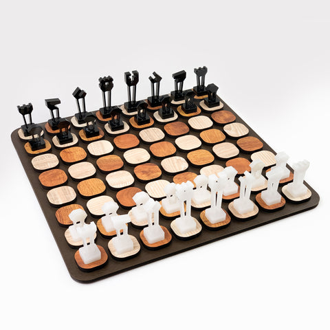 Galliard Games Sacrosanct Chess on 3D Board Black and White