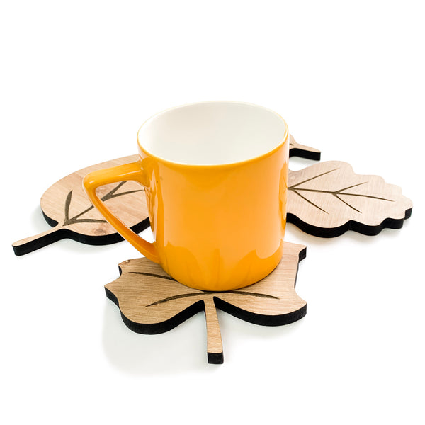 townside leaves coasters beige with cup